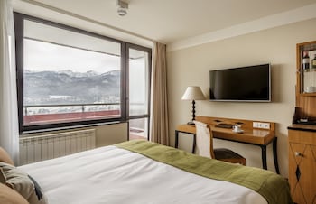 Deluxe Double Room, Balcony, Mountain View