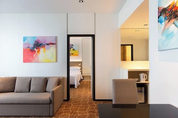 Executive Suite, 1 Bedroom, River View