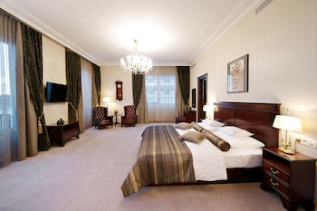 Premium Suite, River View