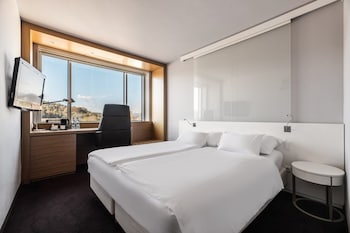 Executive Room, 1 Queen Bed