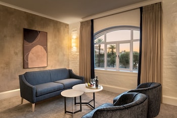 Double Room (Piazza Facing )