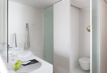 Room (Orbital)