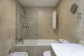 Standard Room, 2 Twin Beds (View)