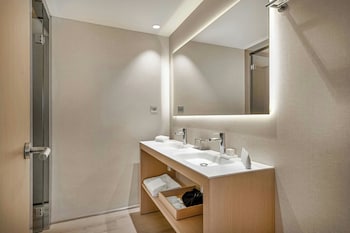 Premium Double Room, 1 King Bed (View)