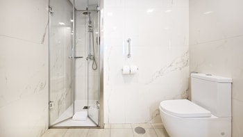 Standard Single Room (Spa access included)