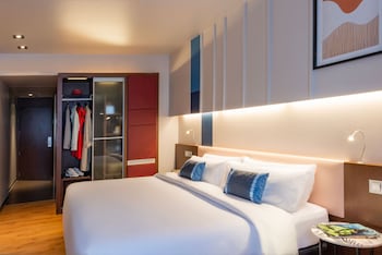 Premium Room, 1 King Bed
