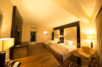 Double Room, 2 Double Beds, Non Smoking