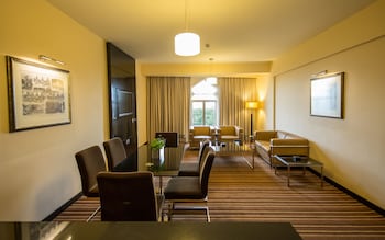 Executive Suite, 1 King Bed, Non Smoking