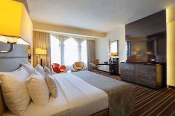 Deluxe Room, 1 King Bed, Non Smoking