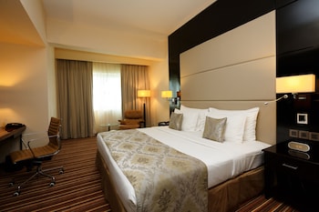 Suite, 1 King Bed, Non Smoking