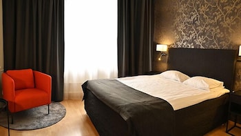 Standard Double Room, 1 Queen Bed