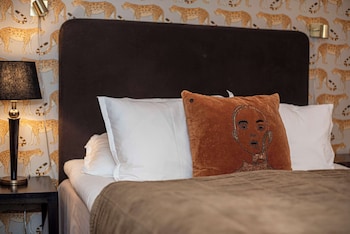 Standard Room, 1 Double Bed, Non Smoking (location- below ground)