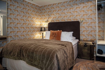 Standard Room, 1 Double Bed, Non Smoking (location- below ground)