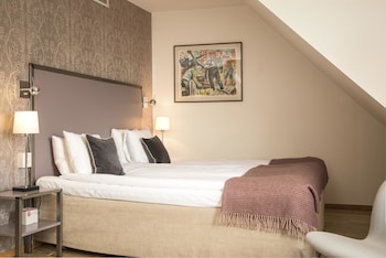 Economy Room, 2 Twin Beds, Non Smoking