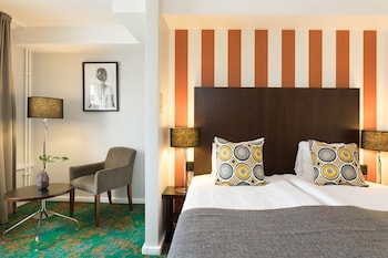 Classic Room Four