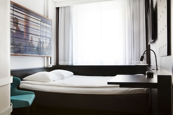 Double Room (Compact)