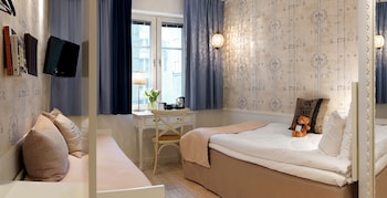 Standard Single Room (with extra bed)