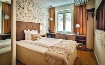 Single Room Plus