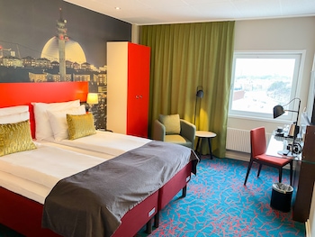 Classic Twin Room