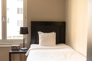 Single Room (Compact)