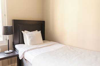 Single Room (Compact)