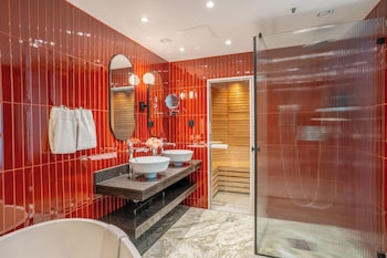 Superior Suite, 1 King Bed
