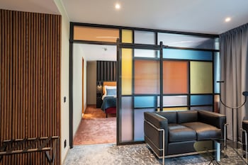 Superior Suite, 1 King Bed