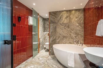 Superior Suite, 1 King Bed