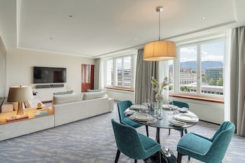 Panoramic Suite