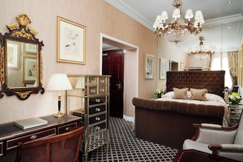 Classic Room, 1 Queen Bed