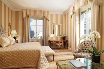 Premium Room, 1 King Bed