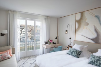 Room, 1 Queen Bed (Riverside)