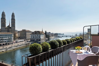 Signature Suite (Riverside)