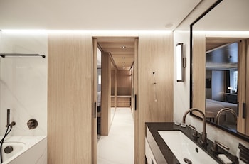 Junior Suite (Riverside)