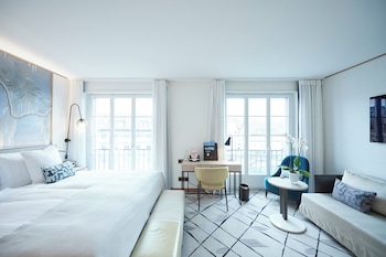 Deluxe Room (Riverside, Double)