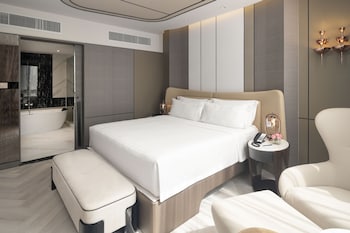 Premier Junior Suite King