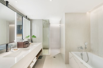 Executive Room, Club Lounge Access (Terrace, Free Breakfast for 1 person)