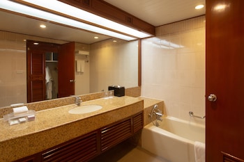 Superior Room, 1 King Bed