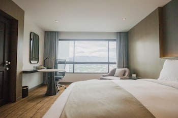 Grand Suite, 2 Bedrooms, River View
