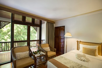 Deluxe Double or Twin Room, Pool View