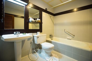 Honeymoon Double Room, Pool View