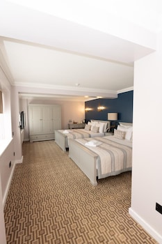 Deluxe Room, 1 King Bed, Non Smoking