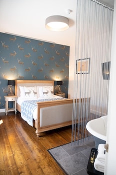Superior Room, 1 King Bed, Non Smoking