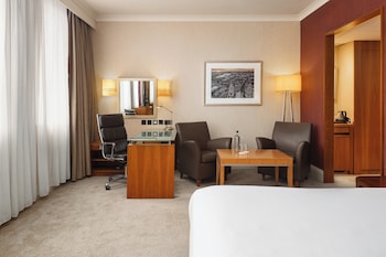 Premium Room, 1 King Bed (Top Floor)
