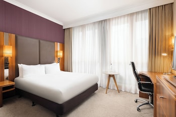 Premium Room, 1 Queen Bed