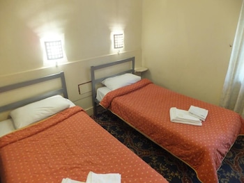 Standard Triple Room, Ensuite