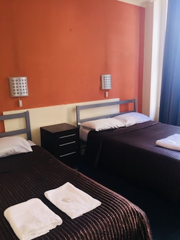 Twin Room, Ensuite
