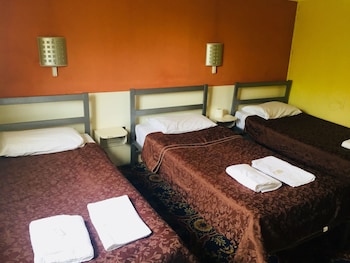 Standard Triple Room, Ensuite