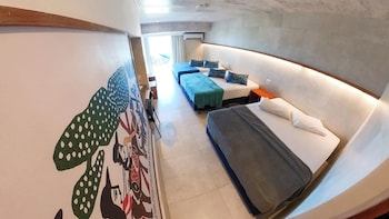 Quarto família 6, vista frente oceano