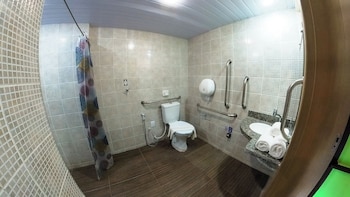 Quarto família, 1 cama de casal, acessível, vista para o oceano